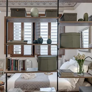 https://luvi-house-sweet-dreams-in.it-tuscanyhotel.com
